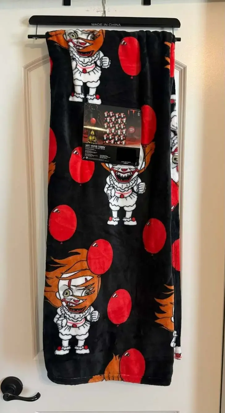 IT Pennywise Chibi Print Super Soft Plush Throw Blanket